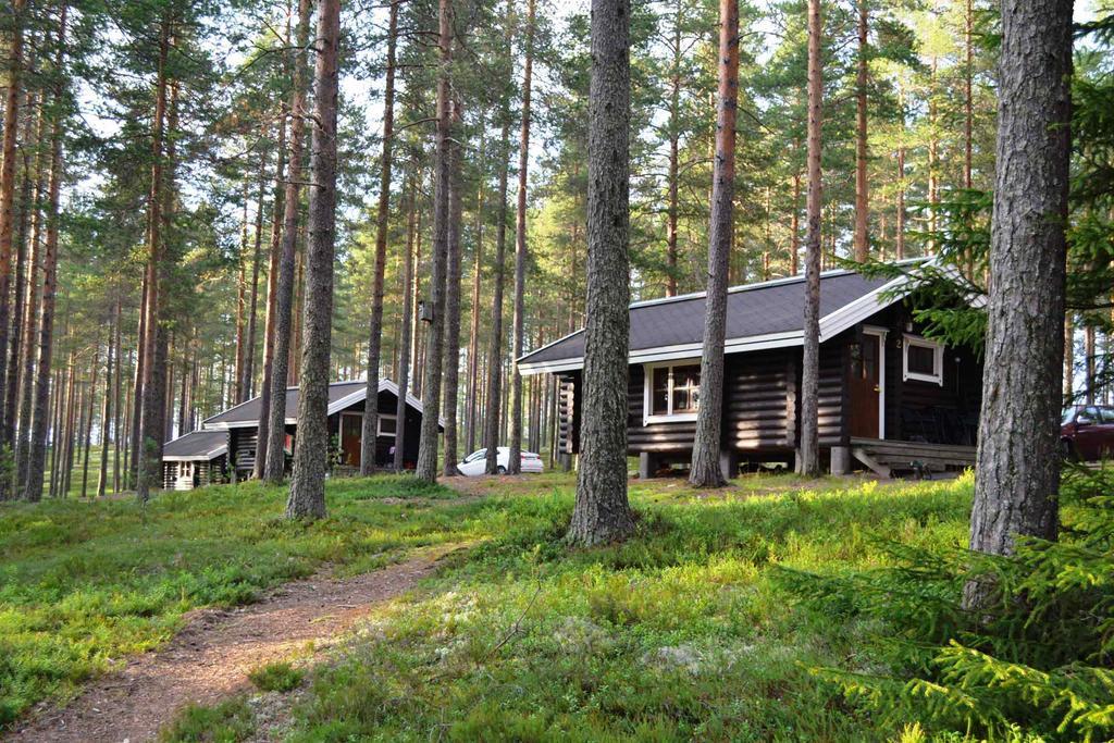 Laahtanen Camping Hotel Ristijärvi Exterior foto